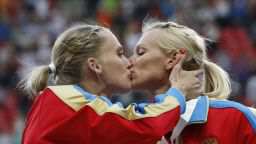 pocałunek rosyjskich biegaczek