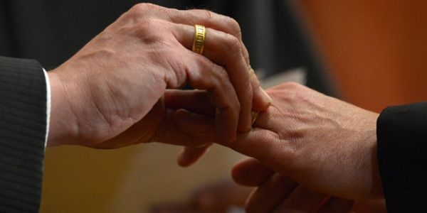 Kościół anglikański nie pobłogosławi małżeństw homoseksualnych