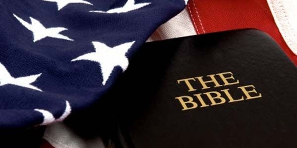 Wymieniono różnice pomiędzy amerykańskim i biblijnym chrześcijaństwem. To też polskie problemy?