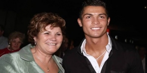 Cristiano Ronaldo z matką