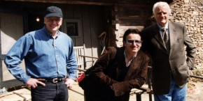 Bono razem z Billym i Franklinem Grahamami (zdjęcie z 2002 r.)
