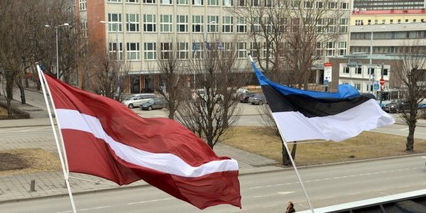 Rosja chce ochrony praw rosyjskojęzycznej ludności na Łotwie i w Estonii. Zielone ludziki w Mołdawii