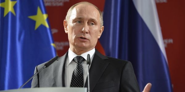 Władimir Putin podpisze zakaz adopcji dzieci przez gejów za granicą