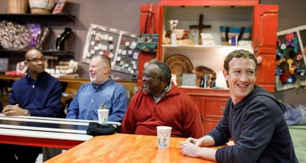 Mark Zuckerberg na spotkaniu z pastorami
