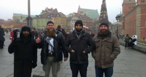 muzułmanie głoszą islam w Warszawie