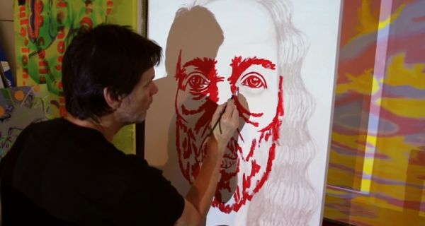 Jim Carrey maluje twarz Chrystusa
