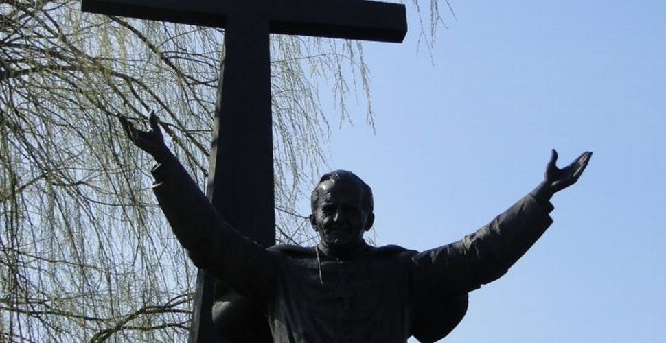 pomnik Jana Pawła II w Pile