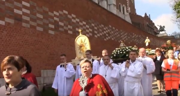 procesja w hołdzie św. Stanisławowi w Krakowie