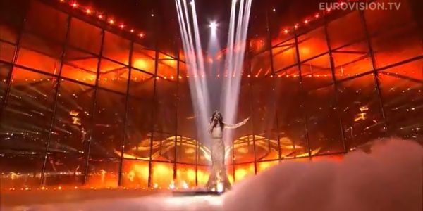 w oddali - Conchita Wurst na Eurowizji