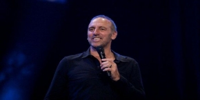 pastor Brian Houston