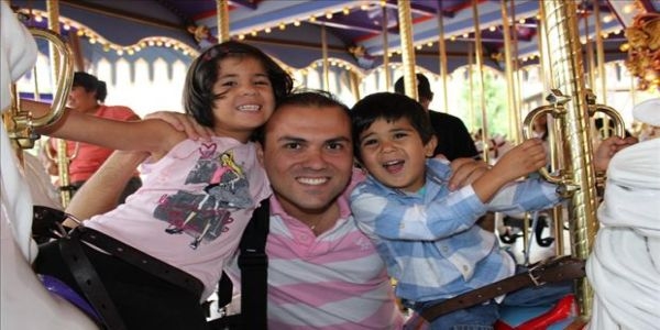Saeed Abedini z dwójką swoich dzieci